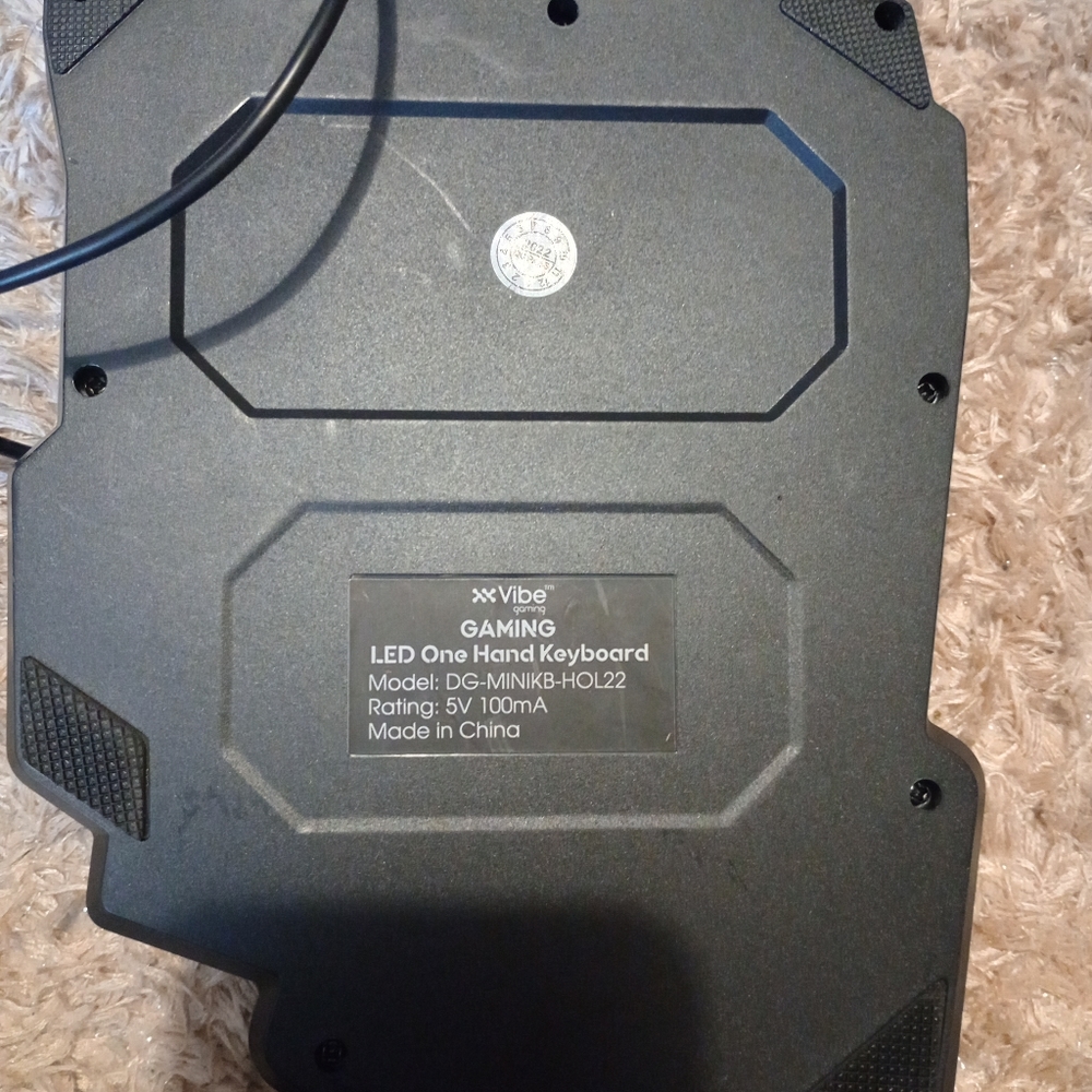 Gaming keyboard - Picture 2 of 2
